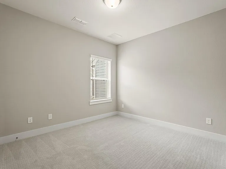 10972 Hewitt Cliff Ln — Photo 9