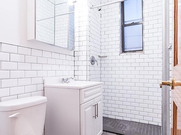 5th image of 2509 7th Ave APT 4