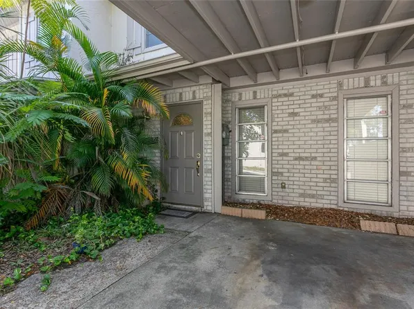 5262 TENNIS COURT CIRCLE #6, TAMPA, FL 33617