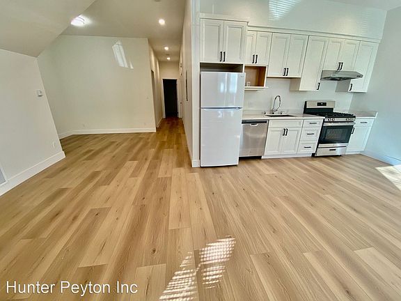 3rd image of 515-517 3rd Ave #515