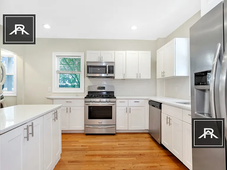11-13 Winter Hill Rd #1 — Photo 13