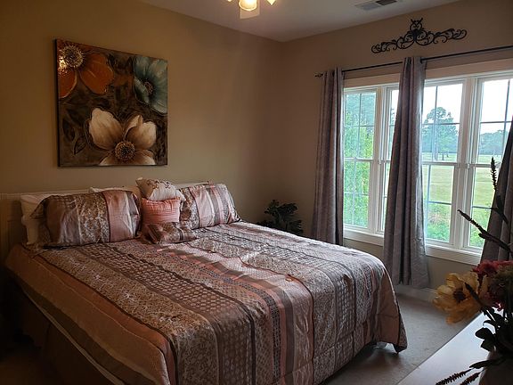 3rd image of 4805 Luster Leaf Cir APT 205