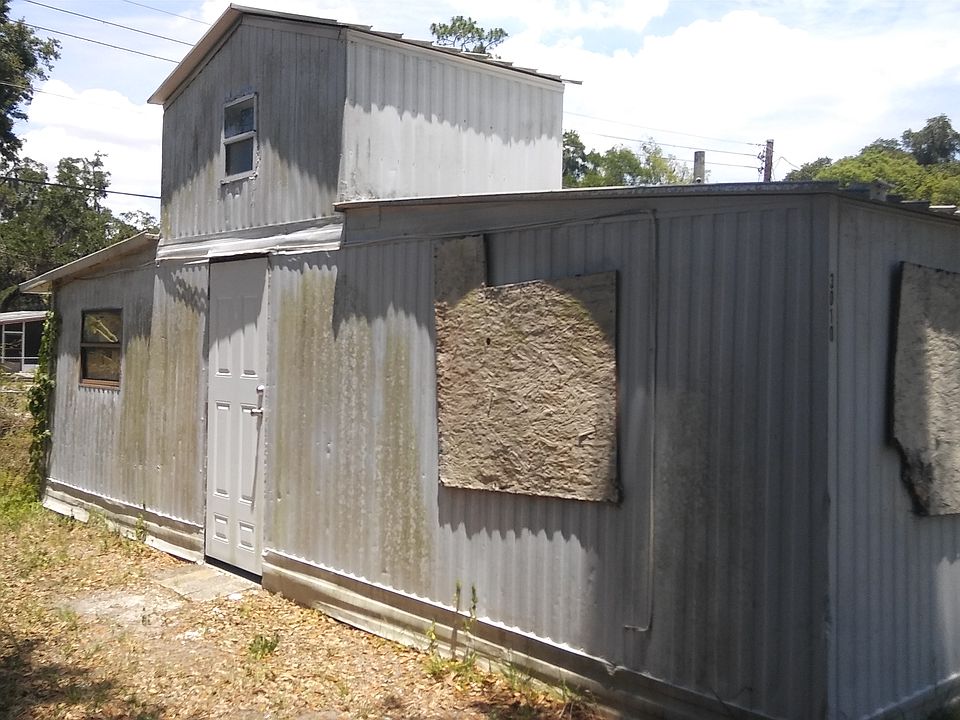 1st image of 3010 Vousden Ln