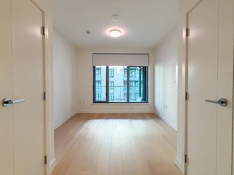 777 Harbourside Dr #406 — Photo 24