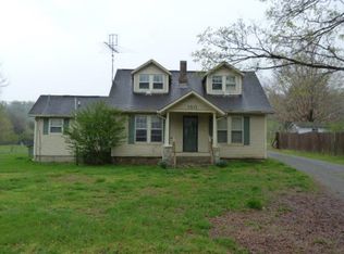 150 Hughey Rd, Fayetteville, TN 37334