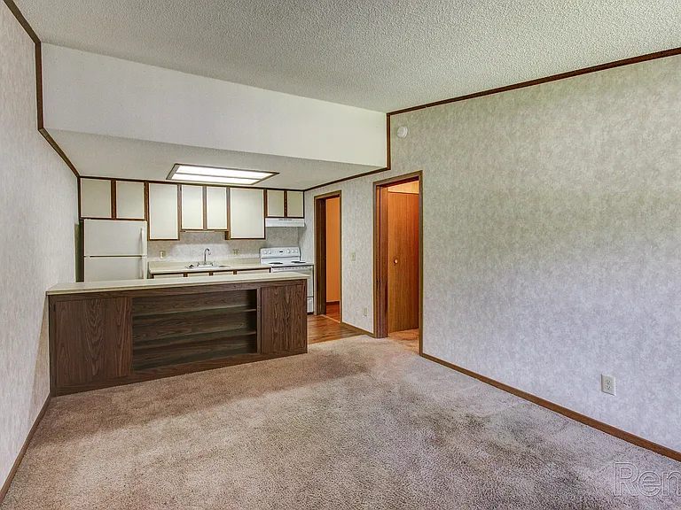 Heritage Apartments — Photo 14