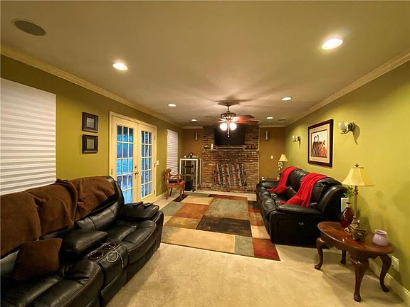 5th image of 1162 Pine Knoll Ln NE