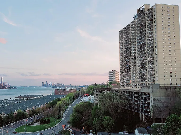 6600 Boulevard East #23C — Photo 25