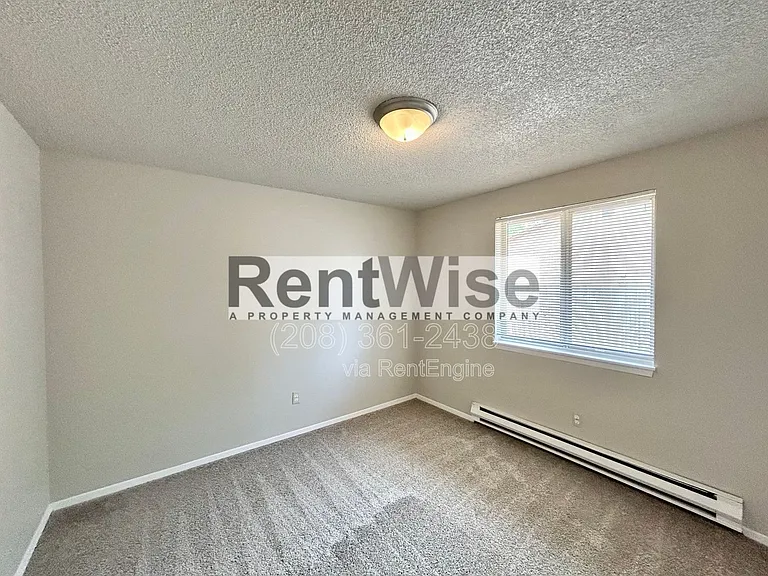 776 W Pennsylvania St — Photo 7