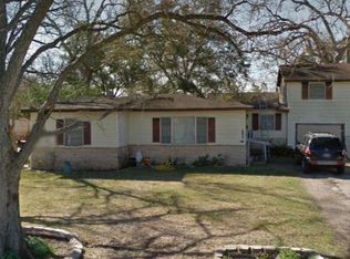 1704 Oliver St, Wharton, TX 77488