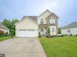 8 Merganser Ct, Glassboro, NJ 08028