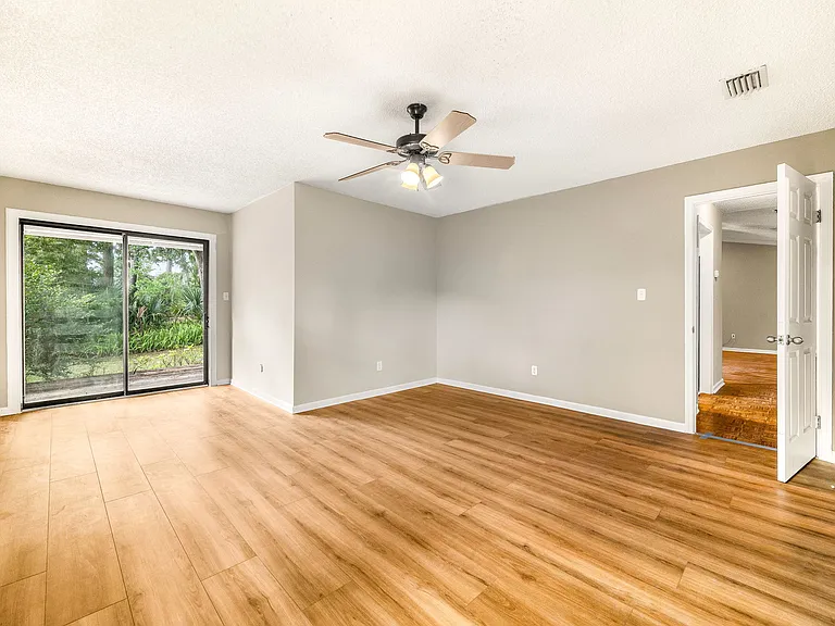 119 Palm Valley Woods Dr — Photo 24