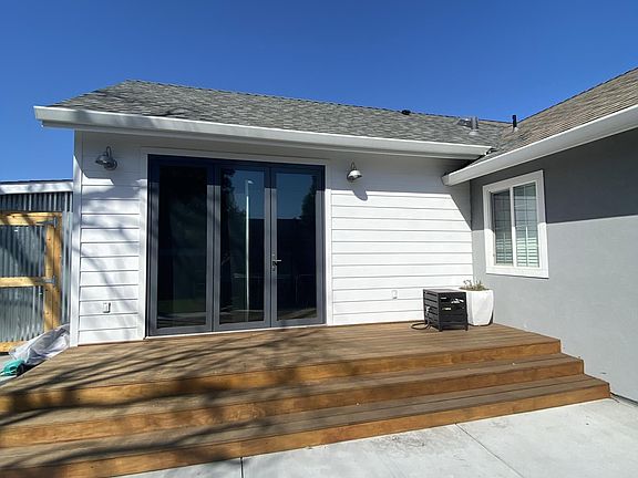 4th image of 350 Oneill Ave