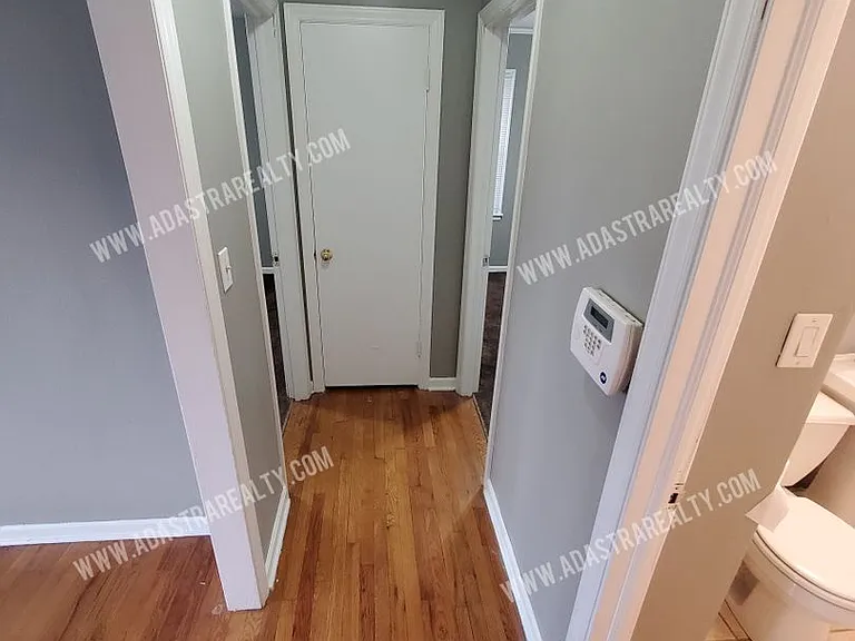 9909 Wheeling Ave — Photo 11