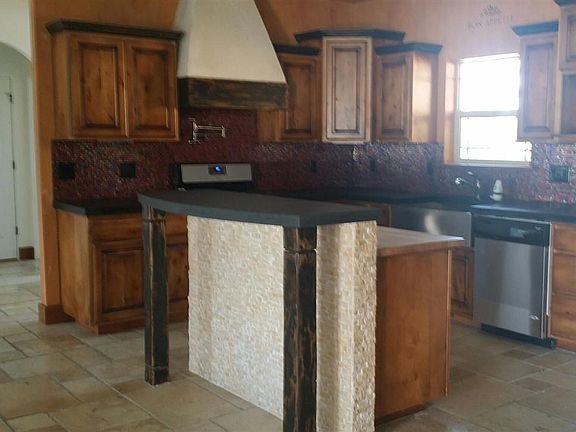 4th image of 1629 Brookfield Ct