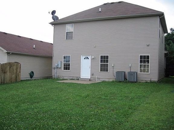 4th image of 1672 McCullough Dr