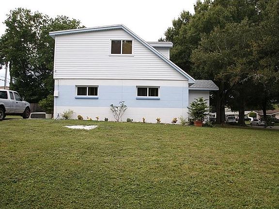 3rd image of 2516 68th Ave N