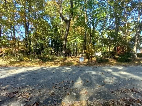 1817 Bogese Dr #16, Petersburg, VA 23805