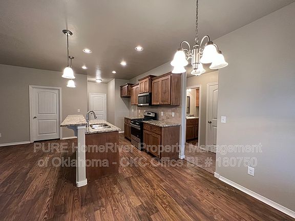 5th image of 4712 River Mesa Dr