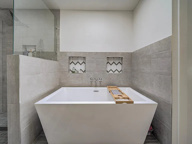 6650 Lovington Dr — Photo 12