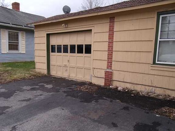 3rd image of 431 West Ave