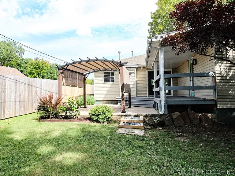 5510 S Owasso Ave — Photo 14