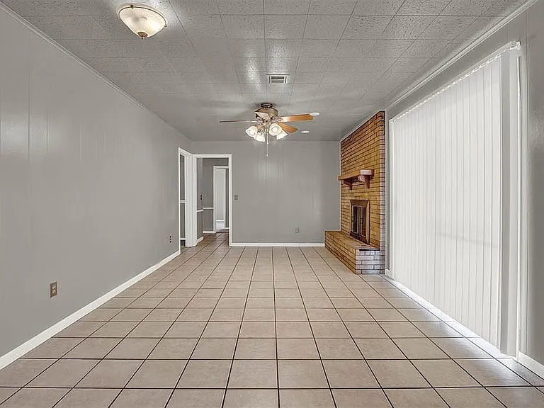 1000 W Silver Meadow Dr — Photo 8