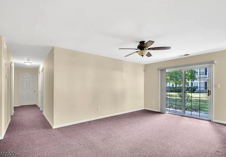122 Williamson Ct — Photo 8