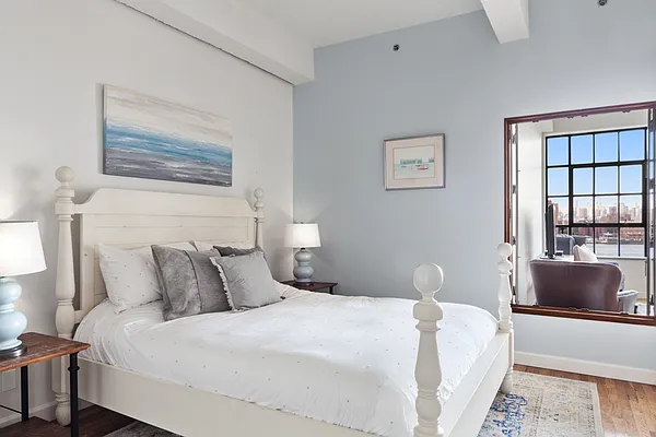 Rented by Compass | media 13