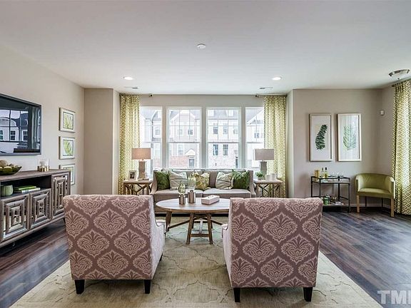 PHOTO REPRESENTATIONAL-same floorplan not exact home, colors options vary