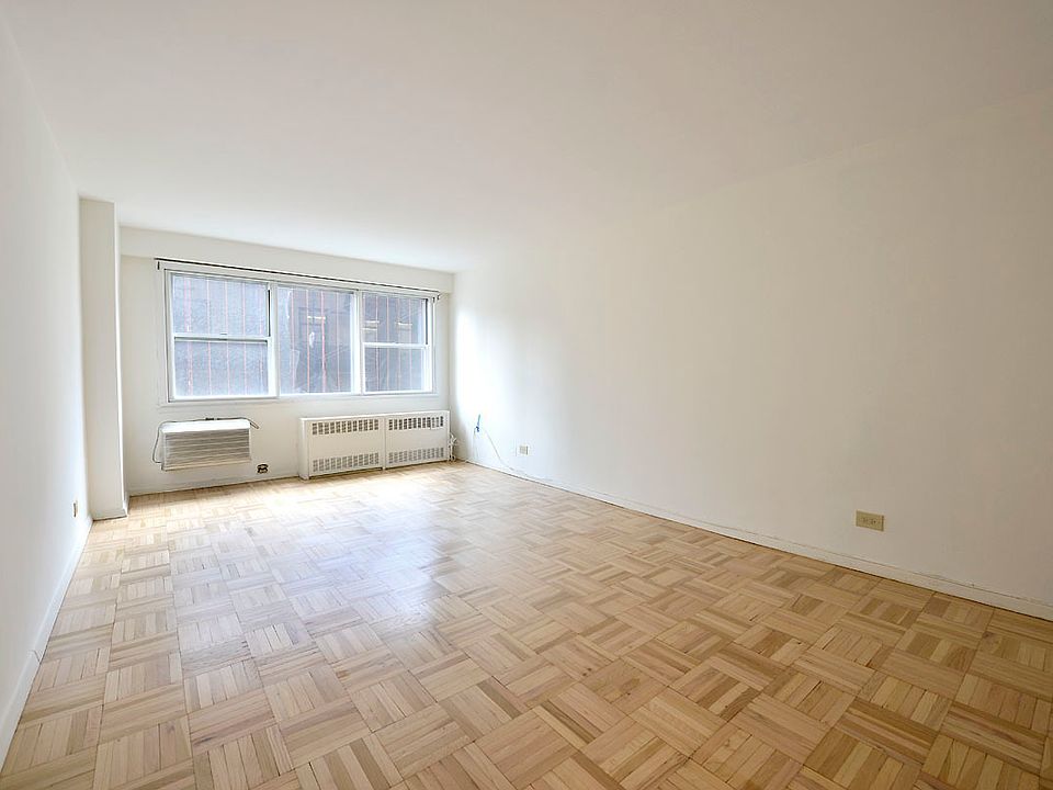 1st image of 430 W 34th St APT 6L