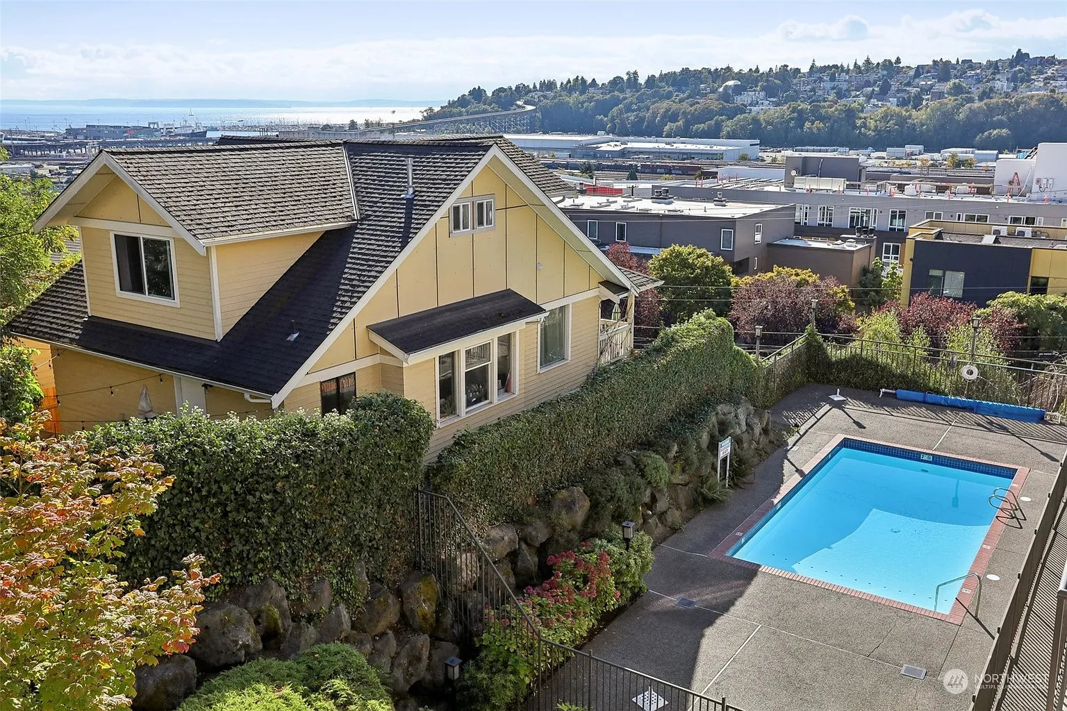 2253 Gilman Drive W #409 photo 1