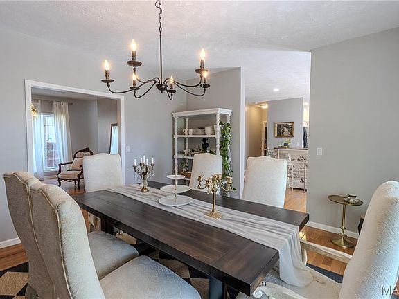 4th image of 16960 Lemming Ln