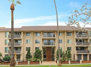 809 S Bundy Dr APT 214, Los Angeles, CA 90049