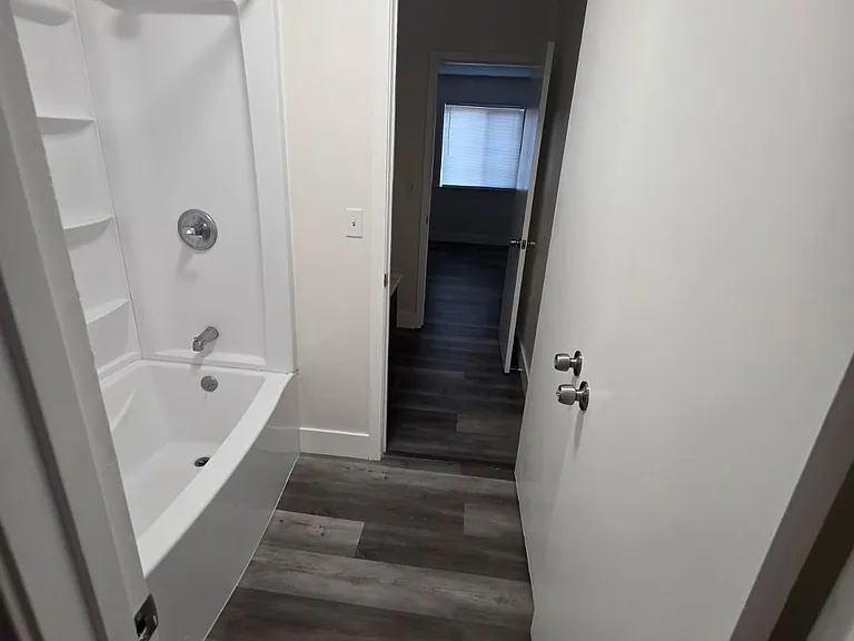 476 Corcoran Ave #1 — Photo 13