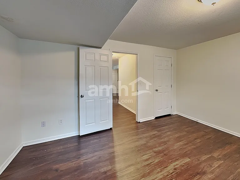 1088 Oriole Cir — Photo 22