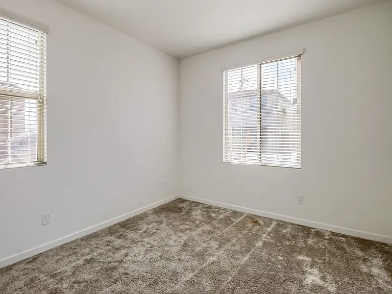 1362 W Crane Dr — Photo 11