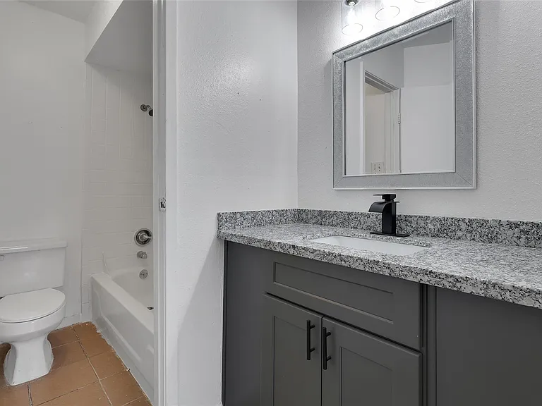 12610 Ashford Meadow Dr #4 — Photo 9