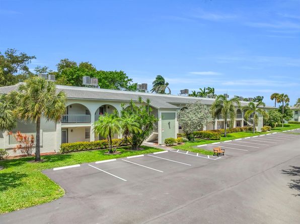 1102 Bahama Bnd APT C1
