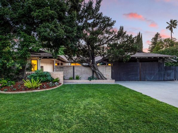 27388 Meadowbrook Dr, Davis, CA 95618