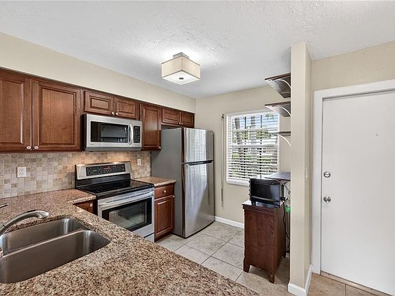 5th image of 6300 S Pointe BLVD #316