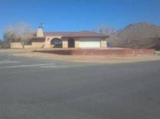 19114 Allegheny Rd, Apple Valley, CA 92307