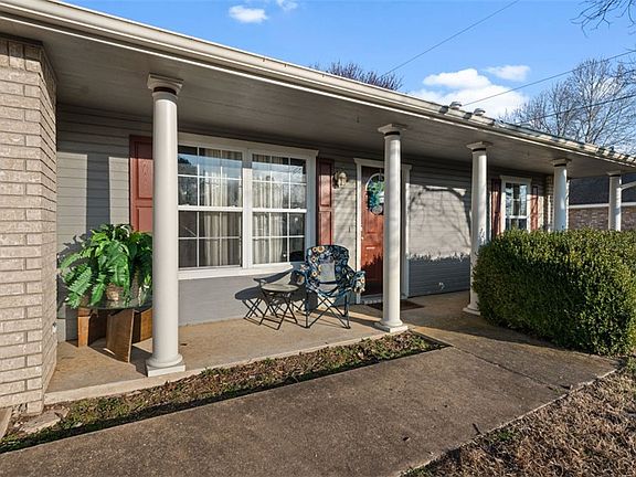 5th image of 310 Township Dr