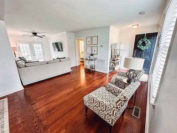 5th image of 708 Kendall Dr
