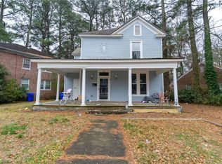 921 Howard Pl, Suffolk, VA 23434