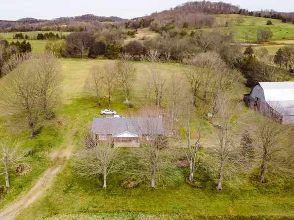 1790 Coosie Branch Rd, Cornersville, TN 37047