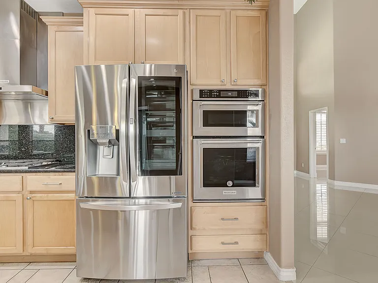 2504 Antique Blossom Ave — Photo 23