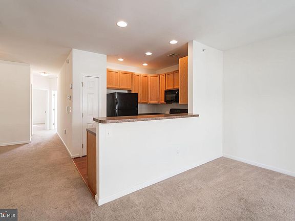 5th image of 1336 N 31st St