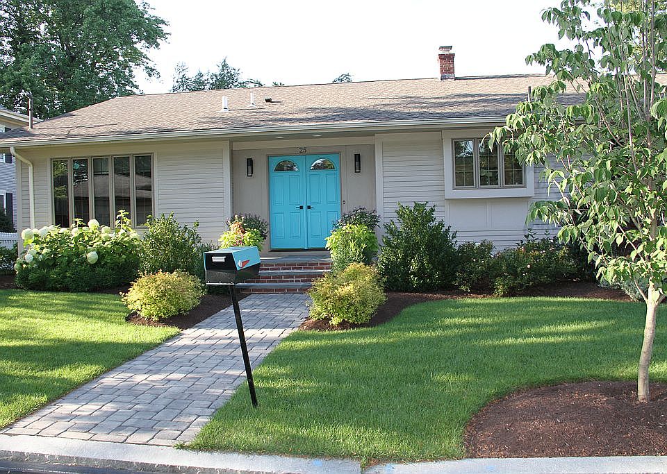 1st image of 25 Faunce Dr