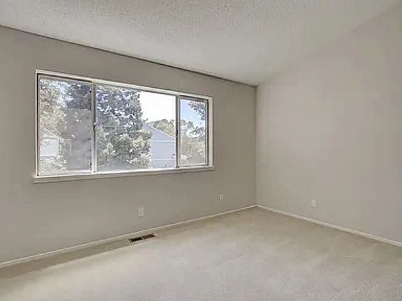4th image of 1370 Las Juntas Way